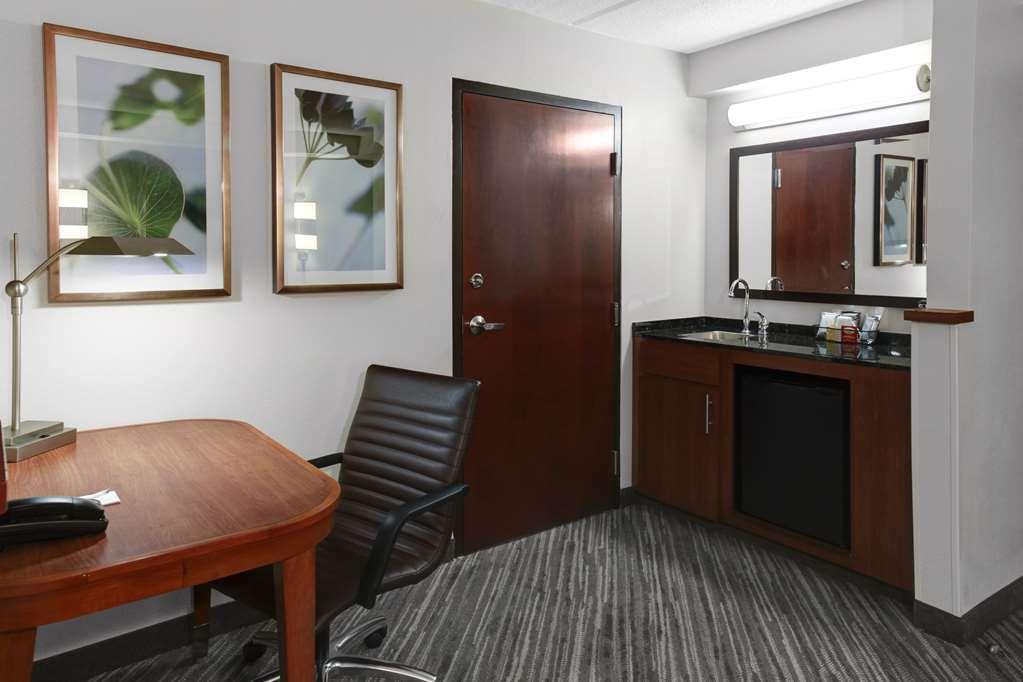 Hyatt Place Detroit/Livonia Værelse billede